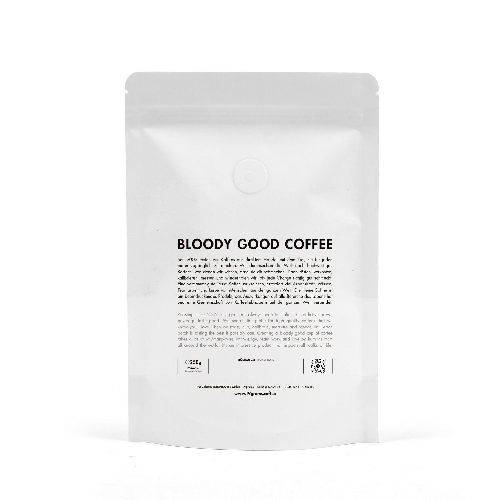 Weißer Coffee-Bag mit "Bloody Good Coffee" Text, Berlin Roastery Specialty Coffee, 19grams.