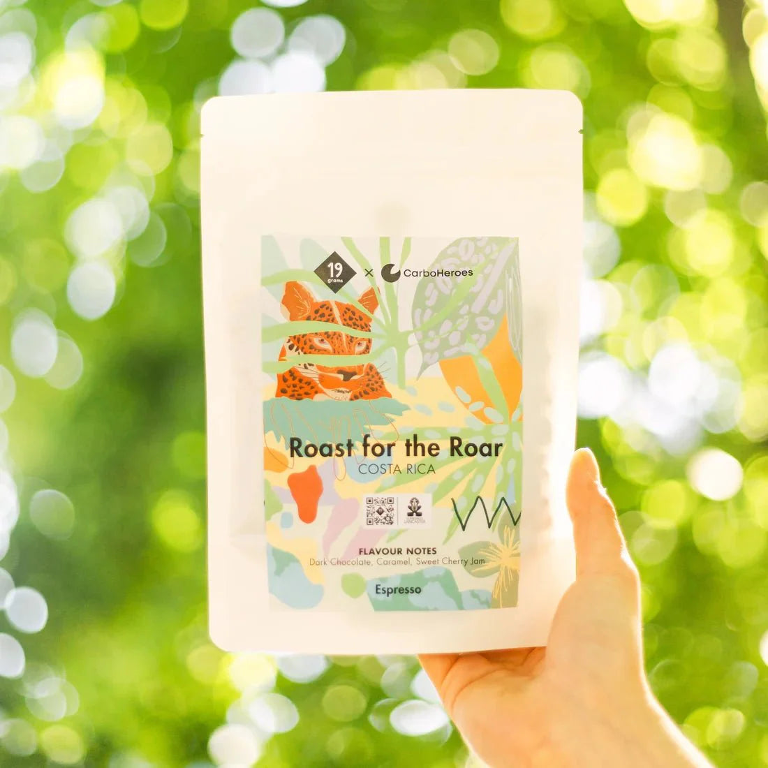 19grams Roast for the Roar in Hand präsentiert